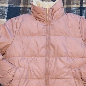 Hollister Women's Pink Puffer Jacket